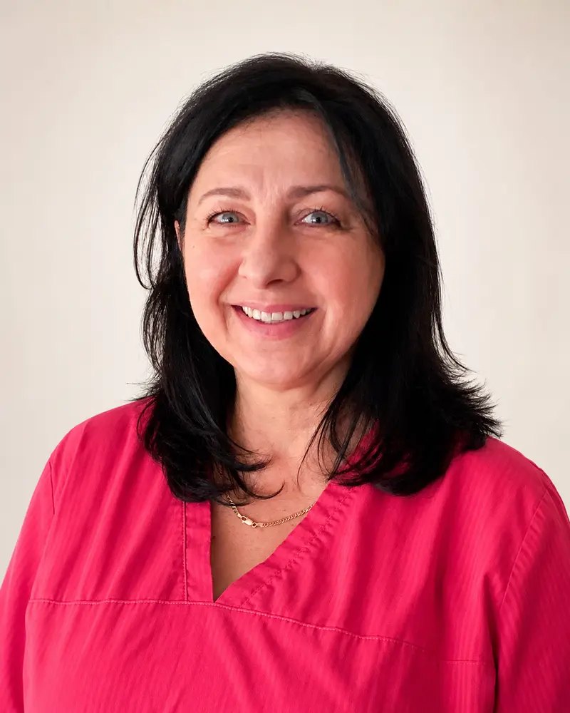 Renate Klos, Zahnmedizinische Fachangestellte